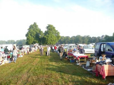 vide grenier 2012 (15).jpg